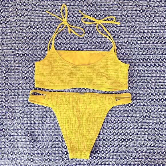 Abercrombie & Fitch Smocked Bikini, Sz M - Picture 3 of 5